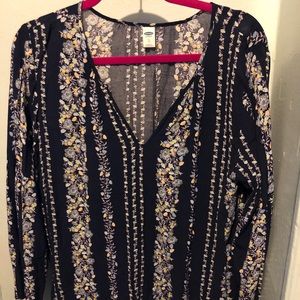 Old Navy long sleeve floral blouse
